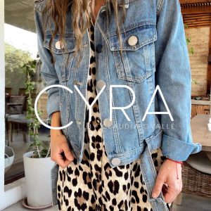 Chaqueta jeans boton plateado